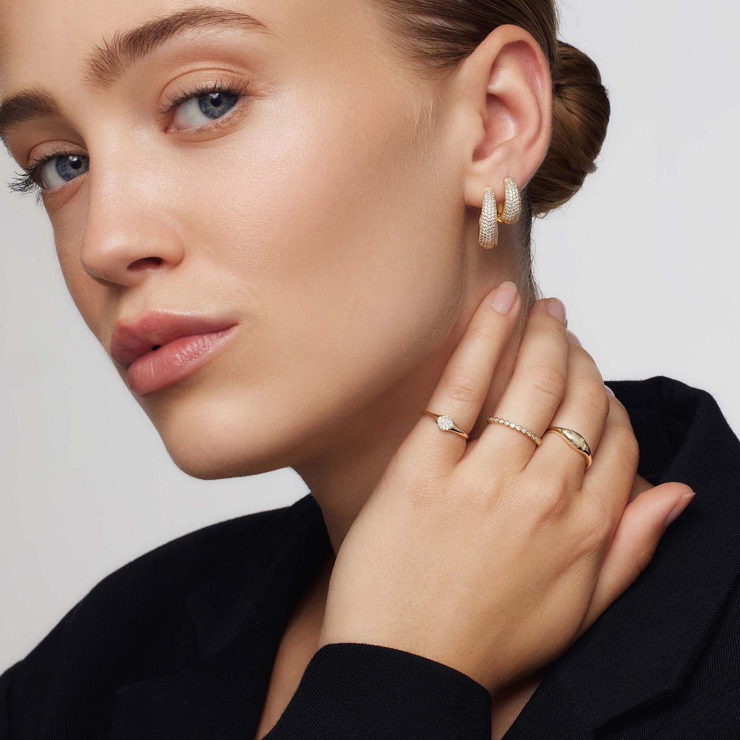 Vestiva | Diamant kupolring i guld