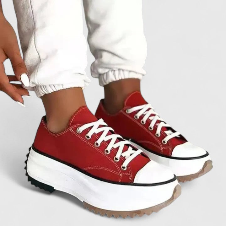 Vestiva | Kelly