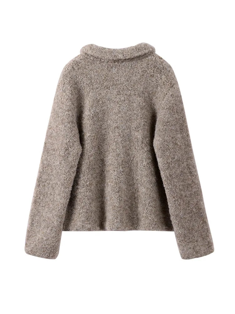 Vestiva | Caroline