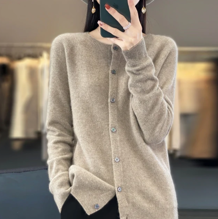 Lisa | Mjuk, elegant kofta