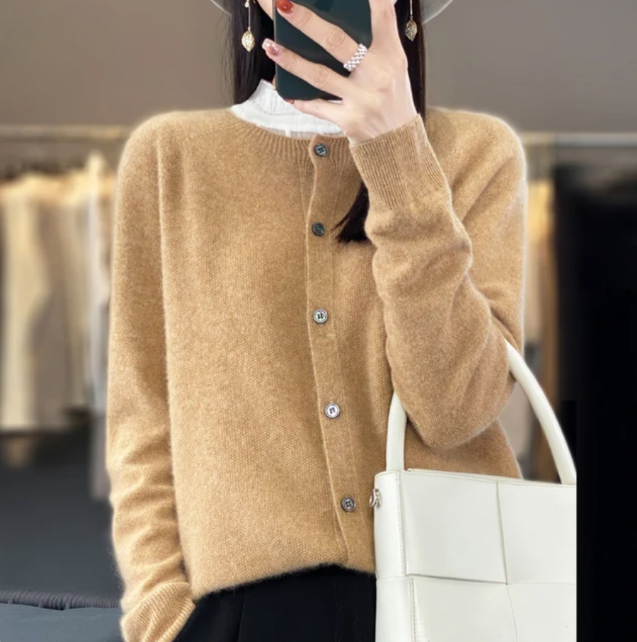 Lisa | Mjuk, elegant kofta