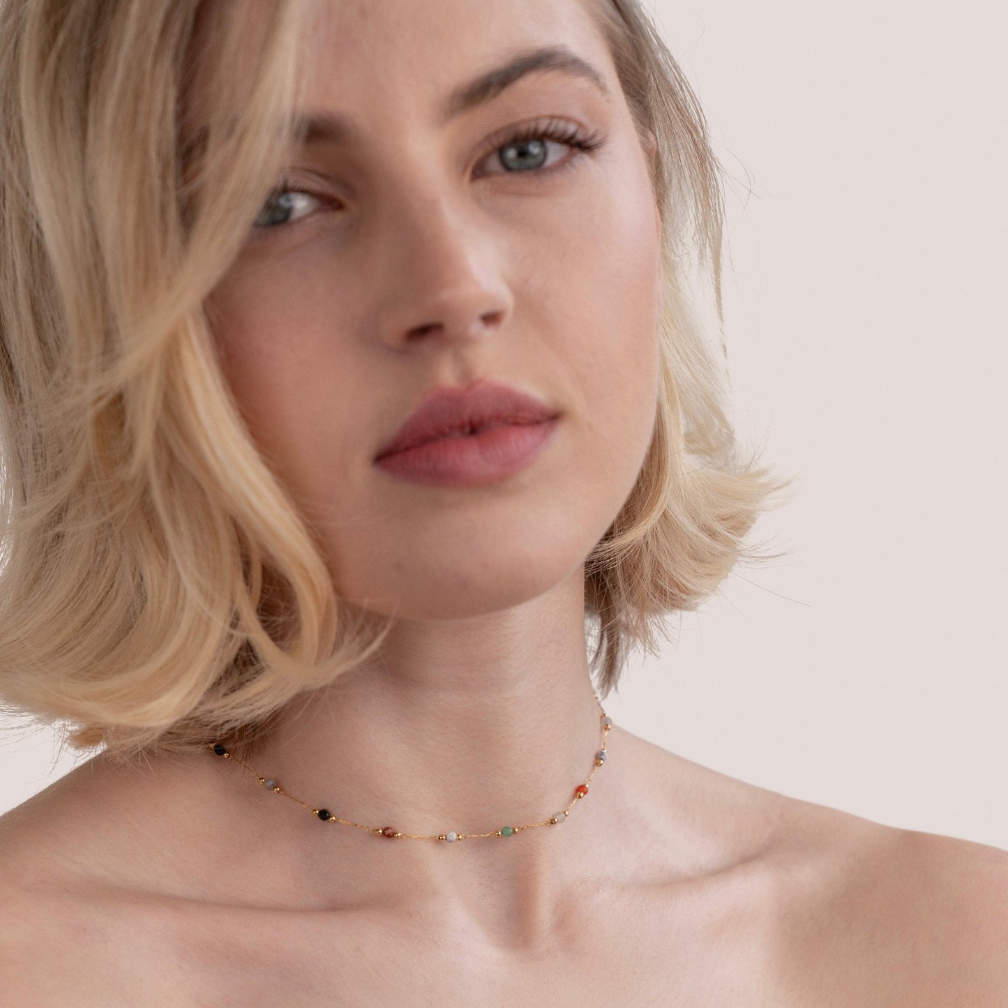 Vestiva | Luly Stenhalsband