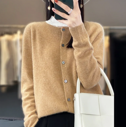 Lisa | Mjuk, elegant kofta