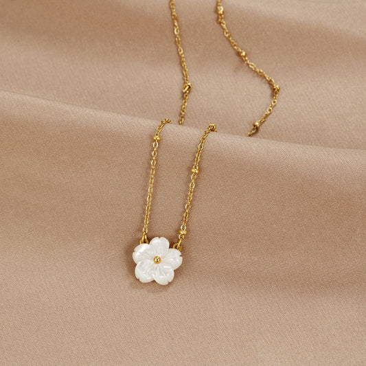 Vestiva | Stroke Blomma Krage